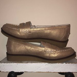 Aerosoles Fleece Fuzzy Lined Loafers Metallic NWOT